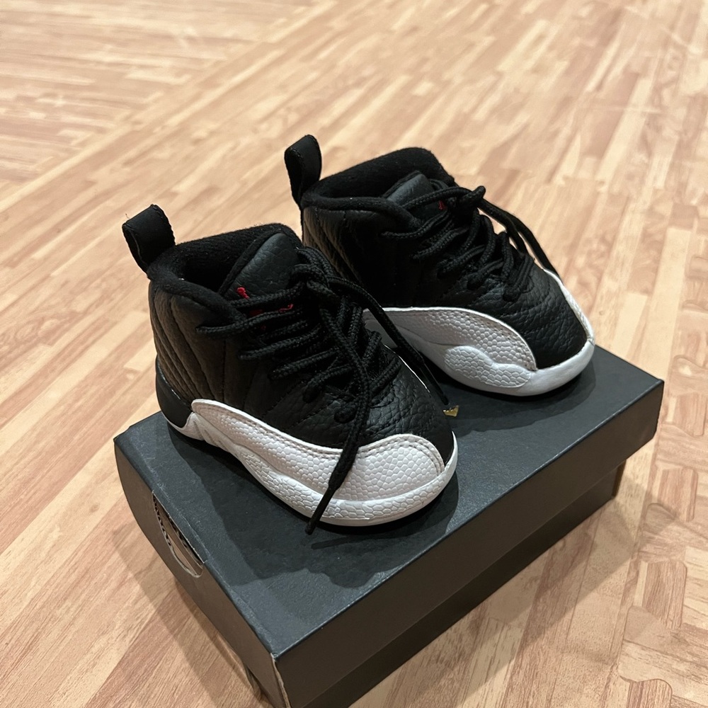Jordan 12 Retro